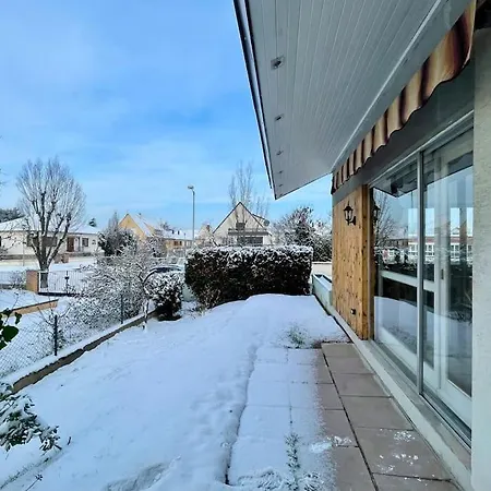 Maison Individuelle 100 M2, Jardin Et Parking Prive * 科尔马