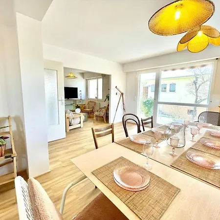 Maison Individuelle 100 M2, Jardin Et Parking Privé *
