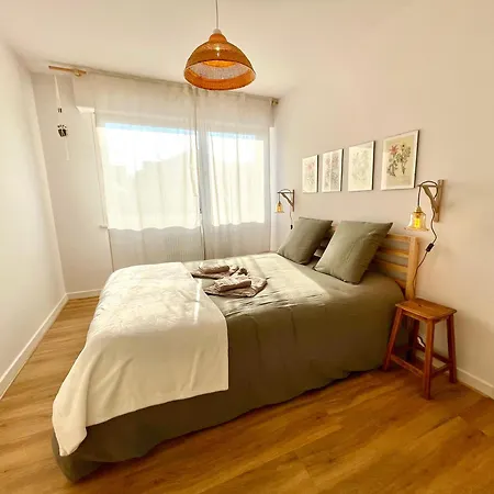 Maison Individuelle 100 M2, Jardin Et Parking Prive Feriehus