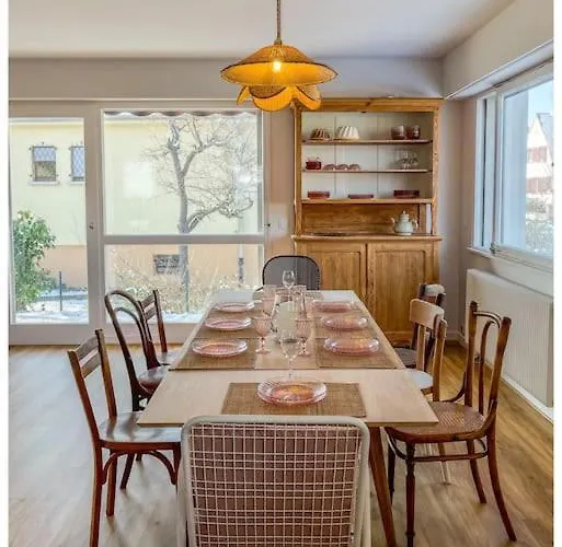 Maison Individuelle 100 M2, Jardin Et Parking Prive *