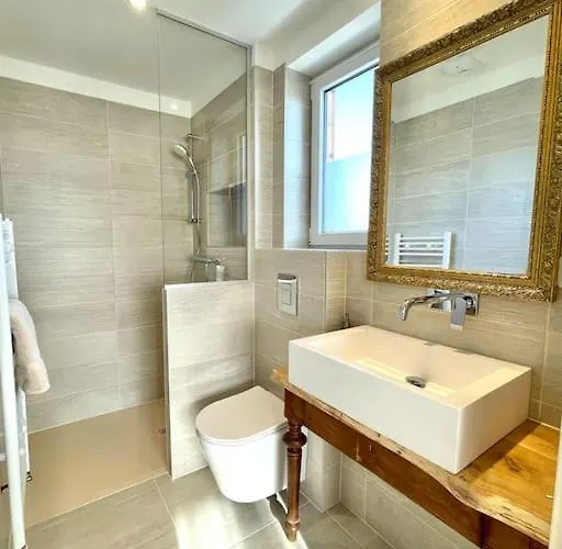 Maison Individuelle 100 M2, Jardin Et Parking Prive 度假居 *